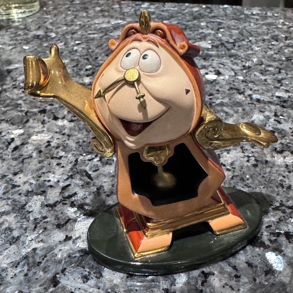 🕰️ Rare Vintage Disney Cogsworth Clock Figurine from the Disney Collection 🕰️ - Picture 4 of 16